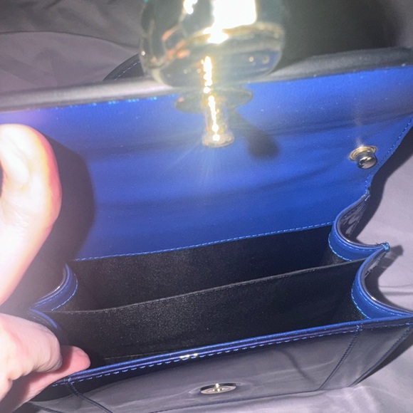 Serpent Clasp Top-Handle Bag - Picture 6 of 9